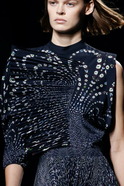 Look 71